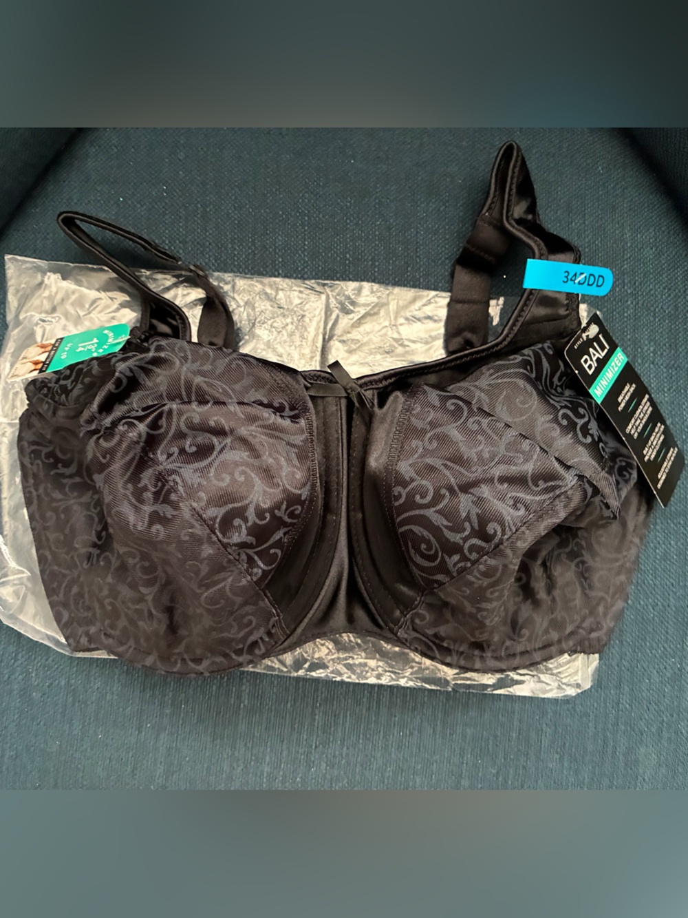 Bali Black Minimizer Full-Coverage Bra